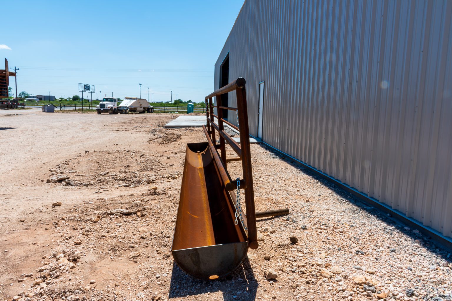 Freestanding Fence Line Feed Bunk | JB Pipe MFG